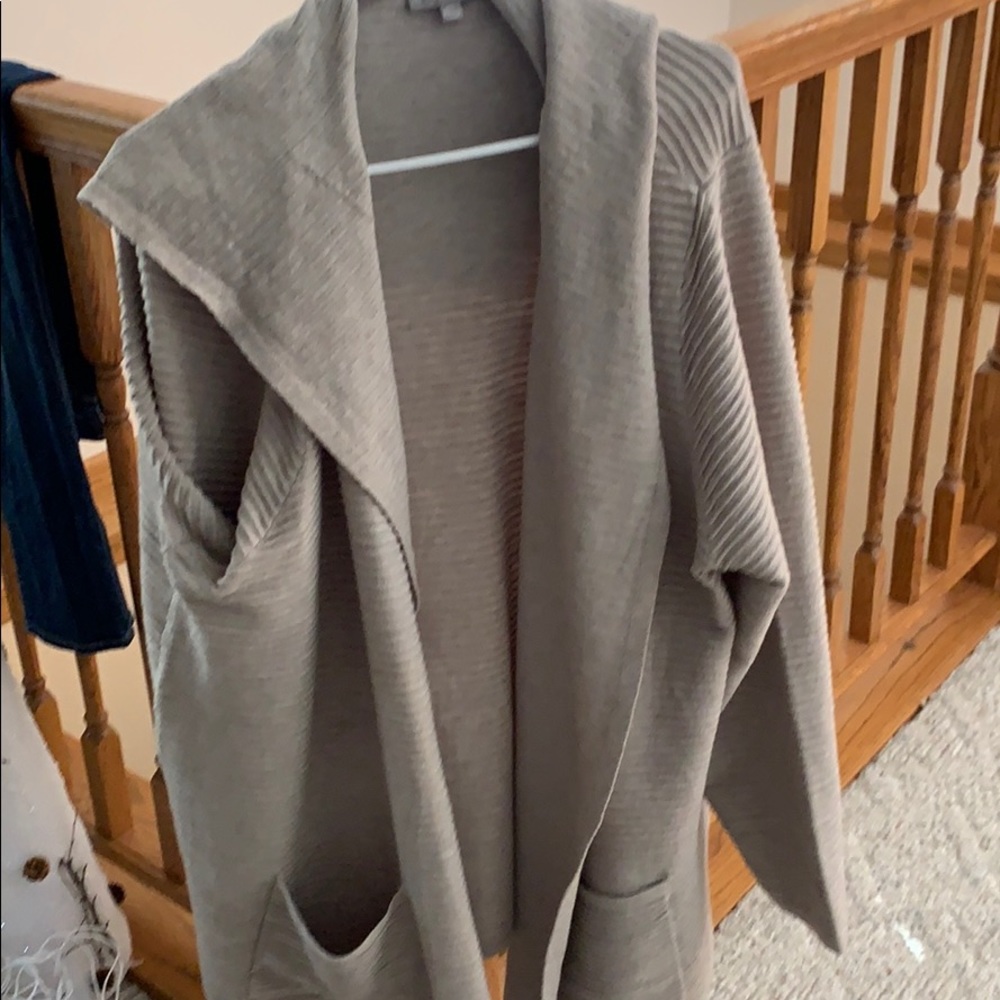 Hooded mid length jacket
